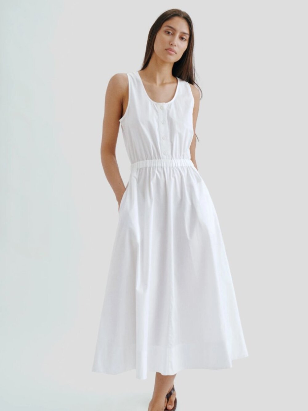 Suzie Kondi Daphne Dress in Cotton in White Small